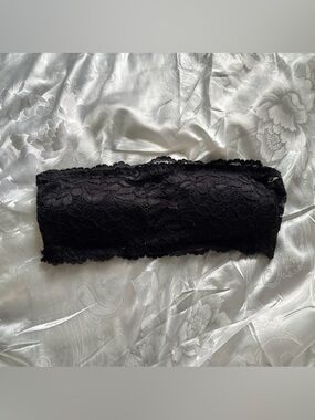 3 / $30 💘 y2k black lace bandeau